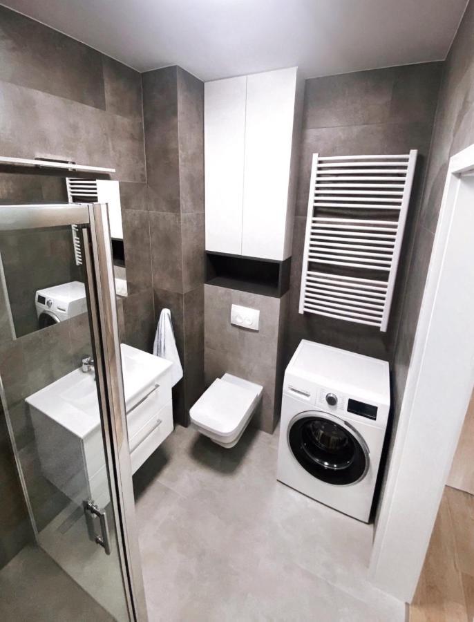 Apartament Elegant 1-bedroom Flat With Balcony Near Wrocław